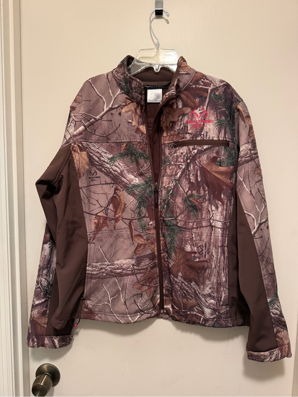 Realtree Womens Camo Softshell Jacket - Brown/Forest Size Large